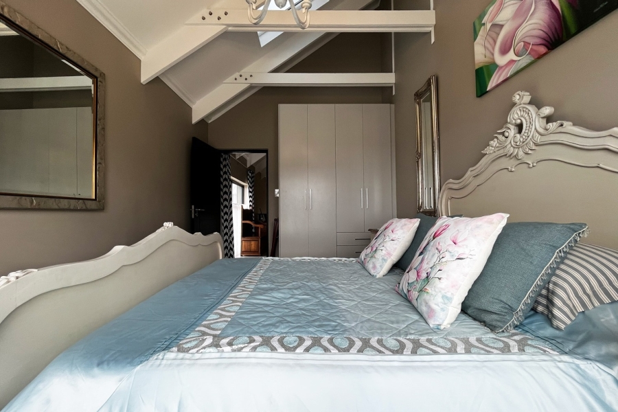 3 Bedroom Property for Sale in Renosterbos Estate Western Cape